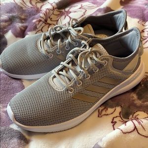 Adidas women’s sneakers